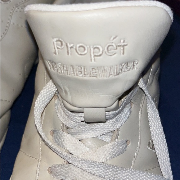 Propet Orthotics Ladies Washable Walker Sneaker - Picture 4 of 6